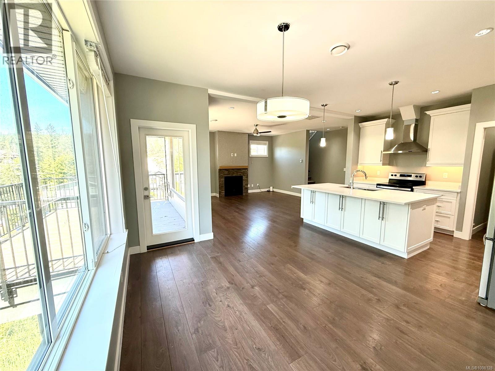 Property at 3624 Urban Rise image 2