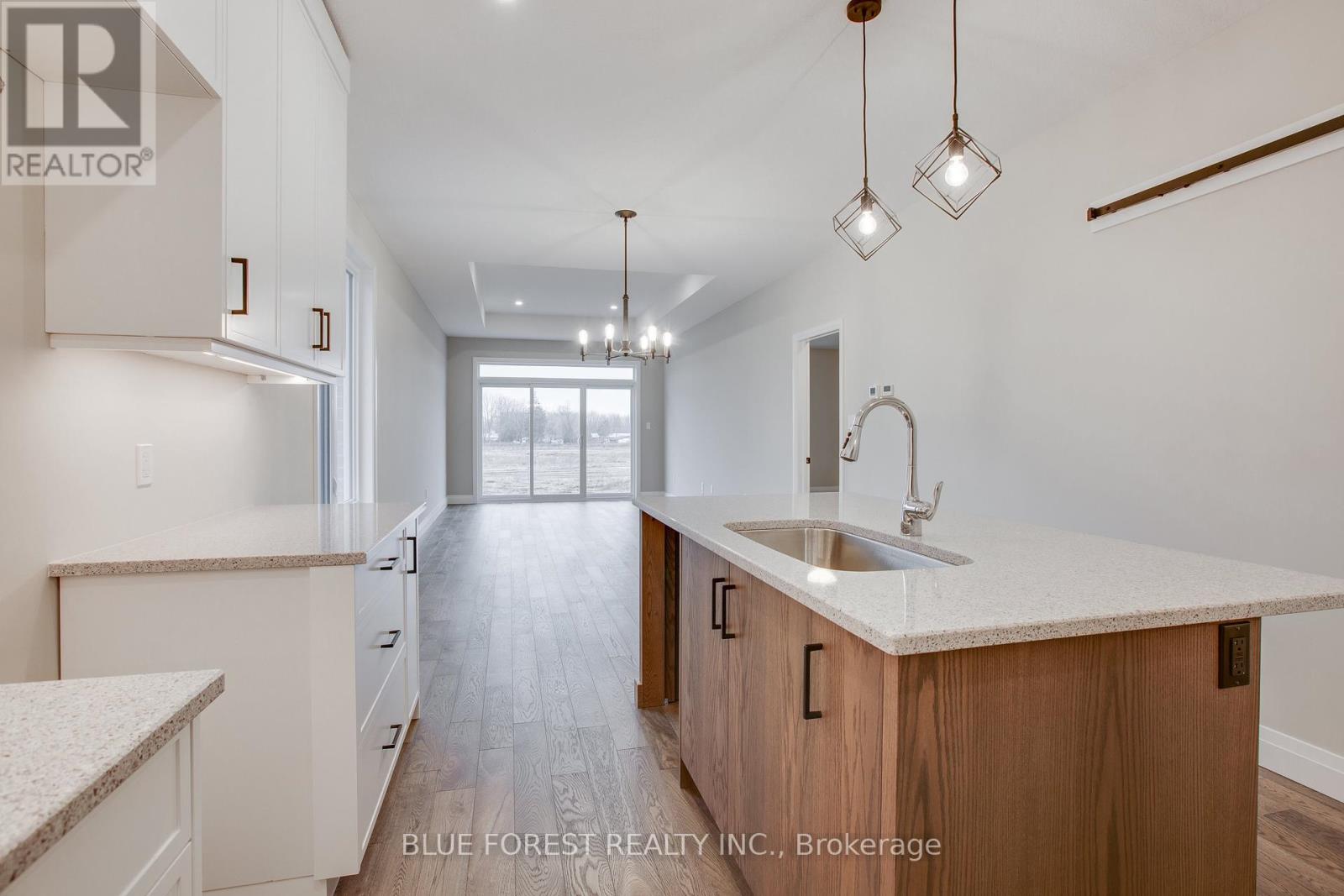 142 Shirley Street, Thames Centre, Ontario  N0M 2P0 - Photo 11 - X12348197