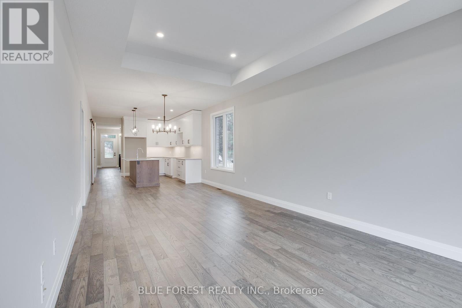 142 Shirley Street, Thames Centre, Ontario  N0M 2P0 - Photo 16 - X12348197