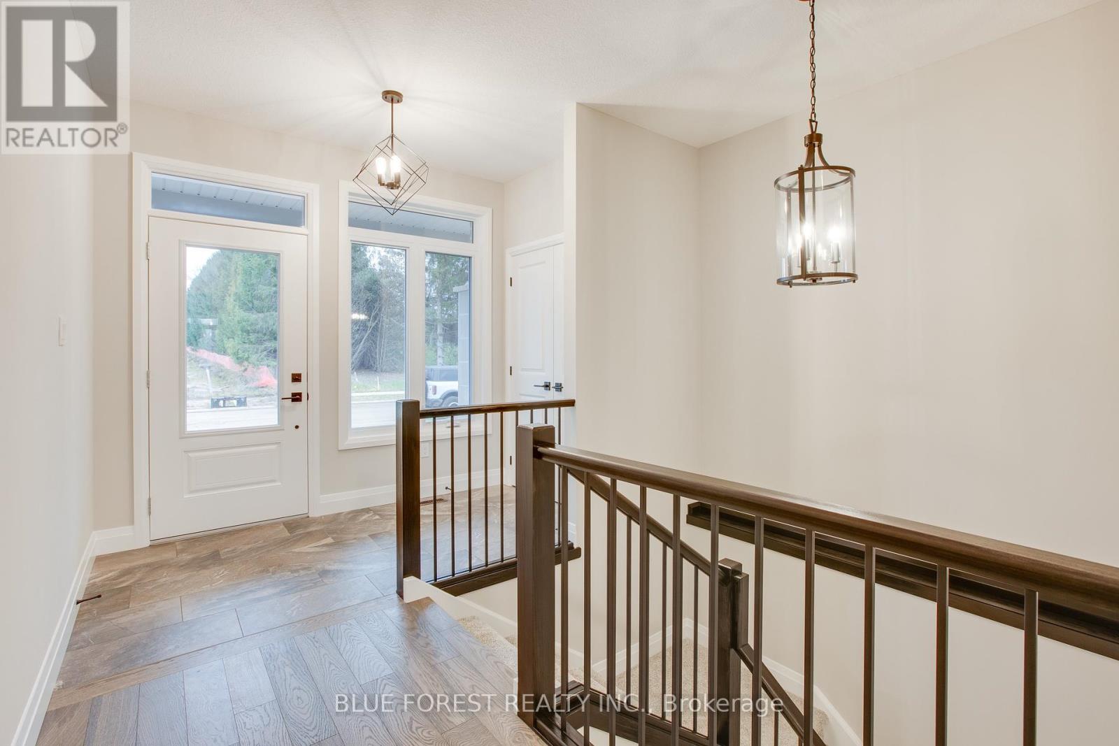 142 Shirley Street, Thames Centre, Ontario  N0M 2P0 - Photo 2 - X12348197