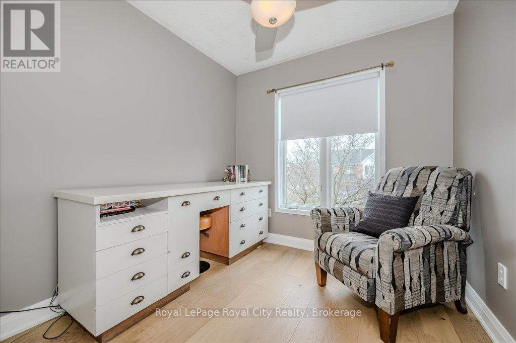 816 Village Green Boulevard, Mississauga, Ontario  L5E 3H8 - Photo 21 - W12348185
