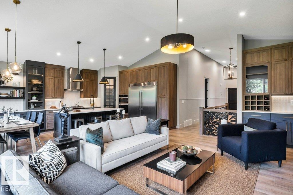 Property at 112 HEMINGWAY CR image 3