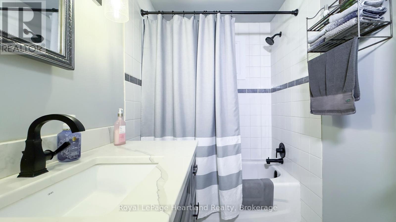 335 Oak Street, Goderich, Ontario  N7A 3R5 - Photo 16 - X12348191