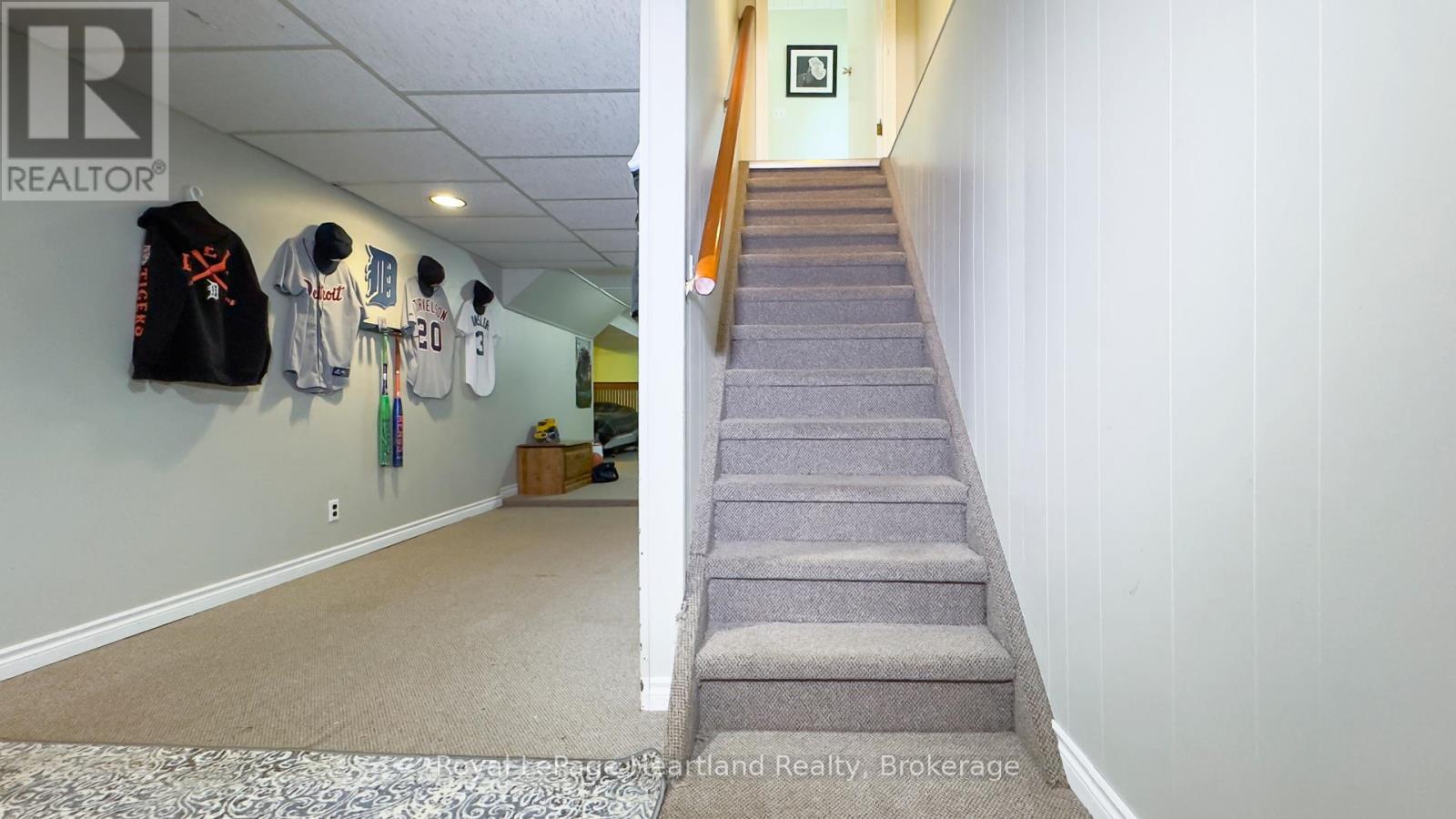 335 Oak Street, Goderich, Ontario  N7A 3R5 - Photo 25 - X12348191