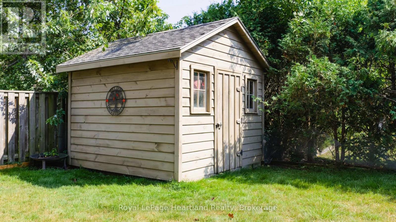 335 Oak Street, Goderich, Ontario  N7A 3R5 - Photo 44 - X12348191