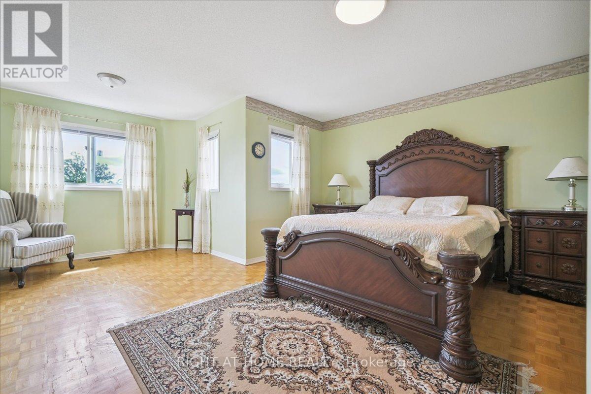 5322 Lismic Boulevard, Mississauga, Ontario  L5V 1P5 - Photo 26 - W12346088