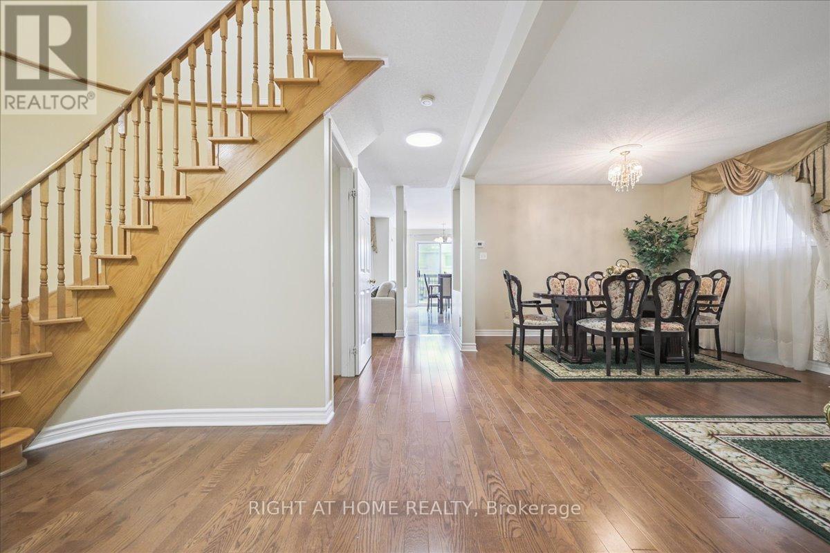 5322 Lismic Boulevard, Mississauga, Ontario  L5V 1P5 - Photo 5 - W12346088