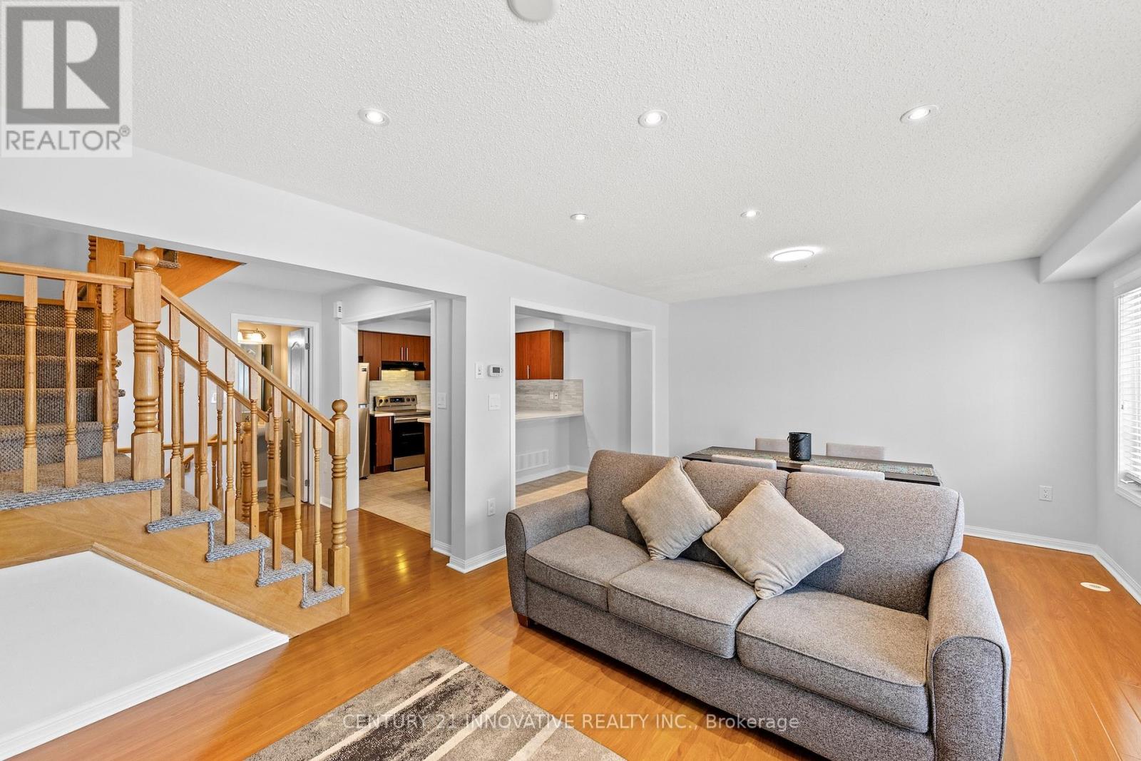 915 Hasselfeldt Heights, Milton, Ontario  L9T 0M4 - Photo 24 - W12348189