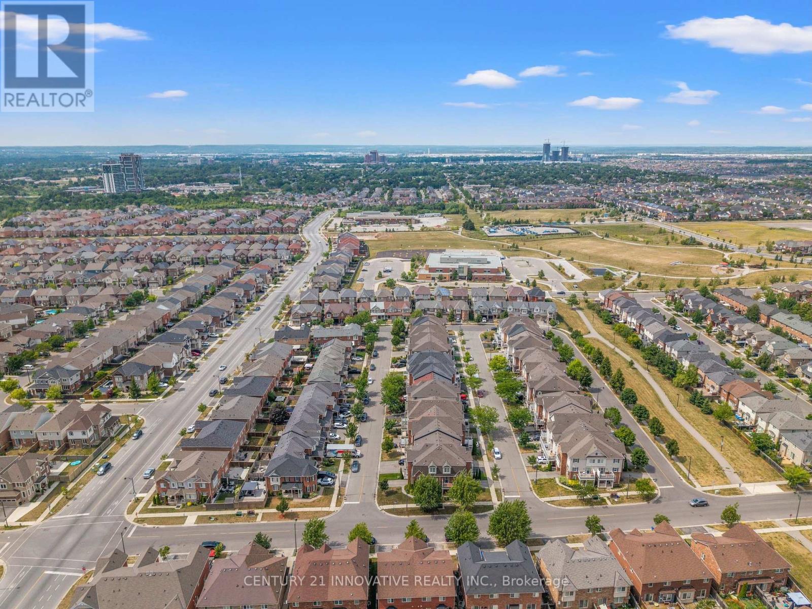 915 Hasselfeldt Heights, Milton, Ontario  L9T 0M4 - Photo 42 - W12348189