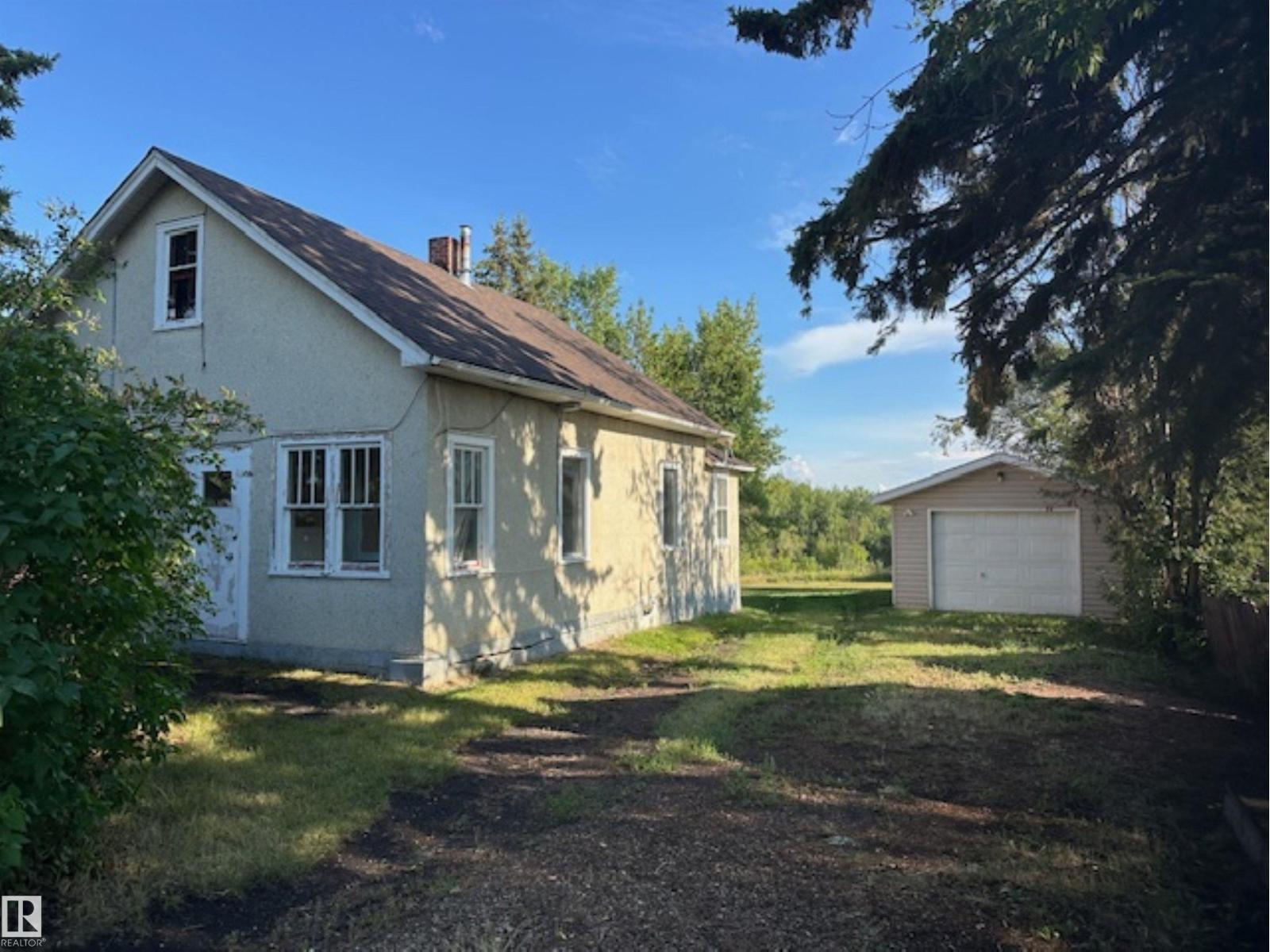 4711 51 AV, Waskatenau, Alberta