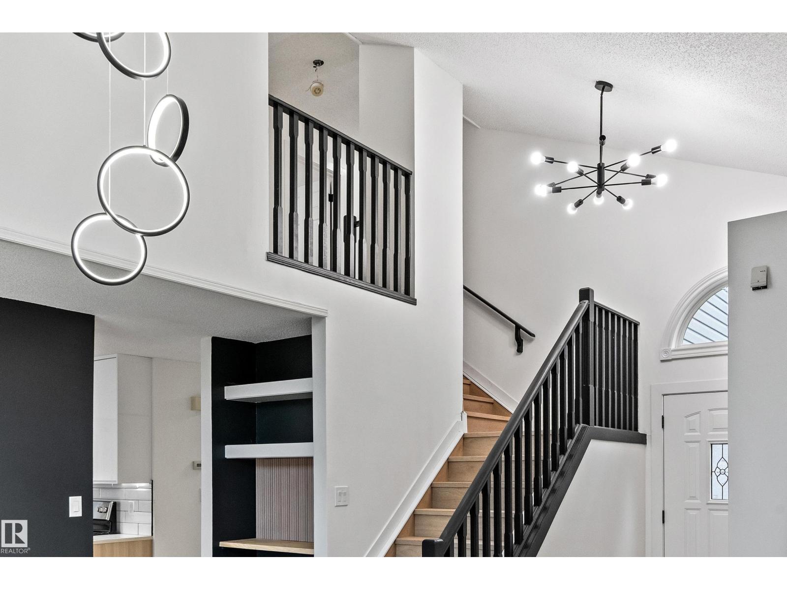 Property at 18908 58 AV NW image 3