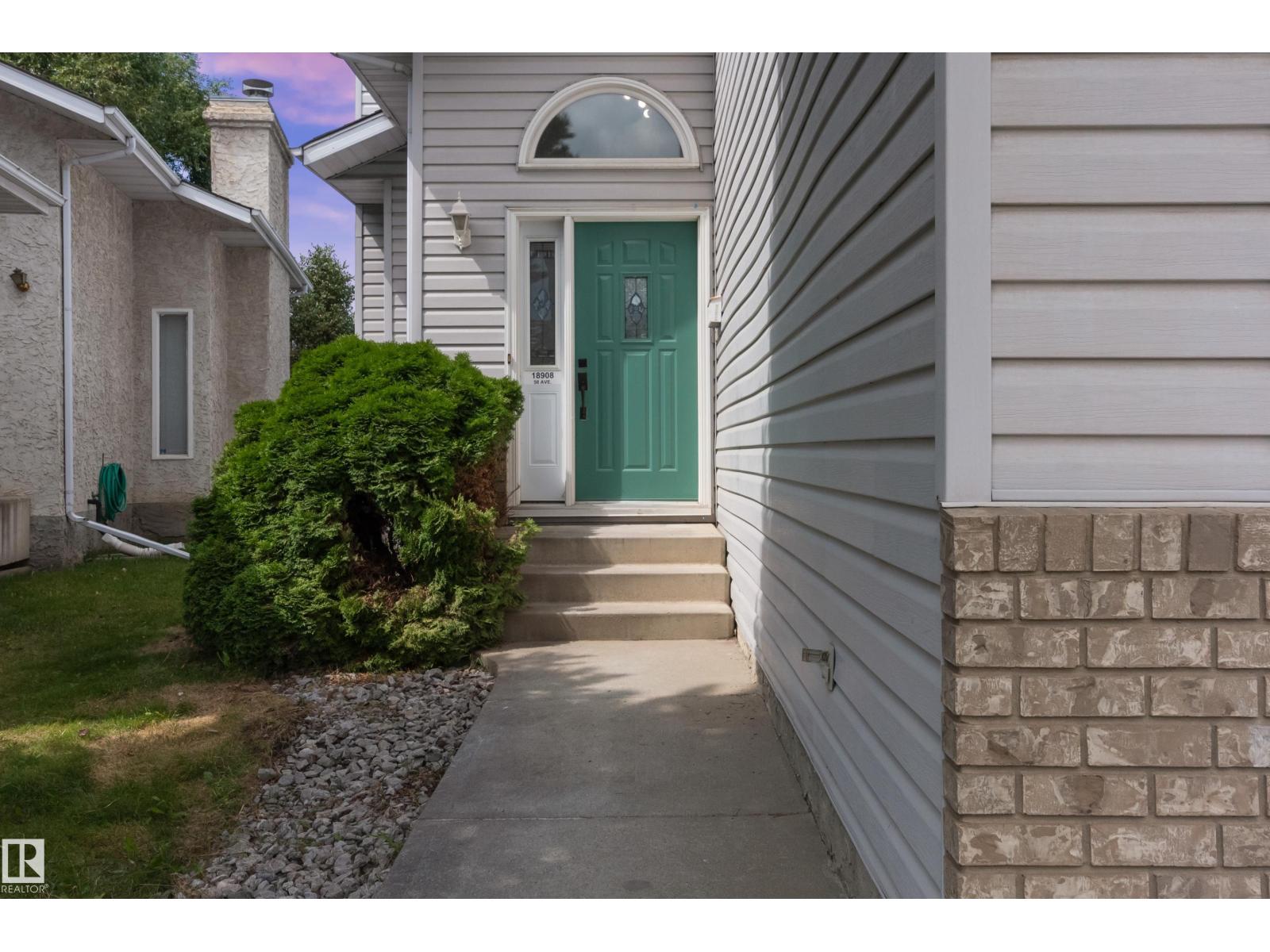Property at 18908 58 AV NW image 5