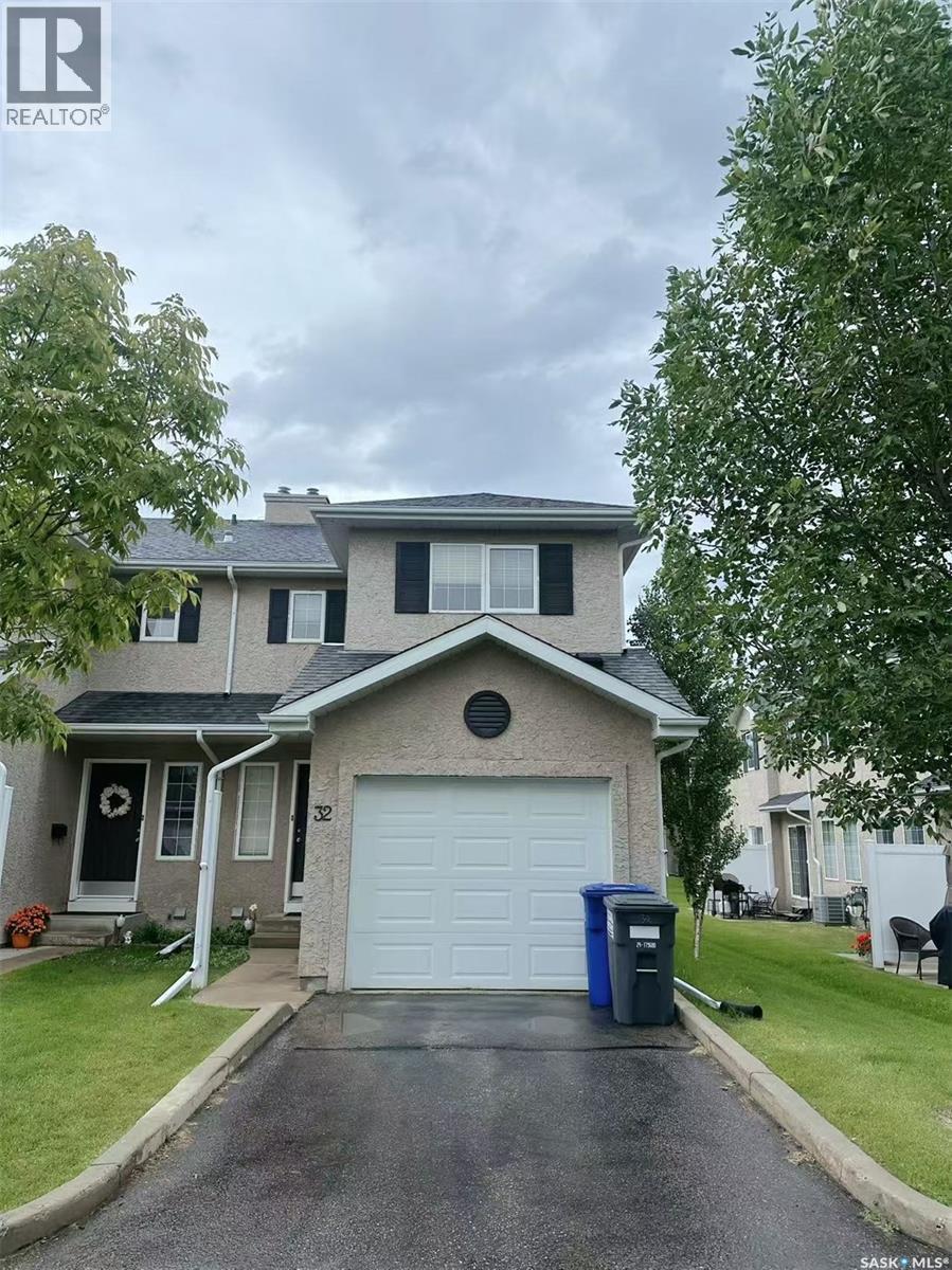 32 127 Banyan Crescent, Saskatoon, Saskatchewan  S7V 1G5 - Photo 2 - SK015822