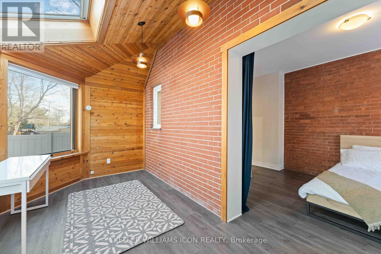 229 Powell Avenue, Ottawa, Ontario  K1S 2A4 - Photo 14 - X12348244