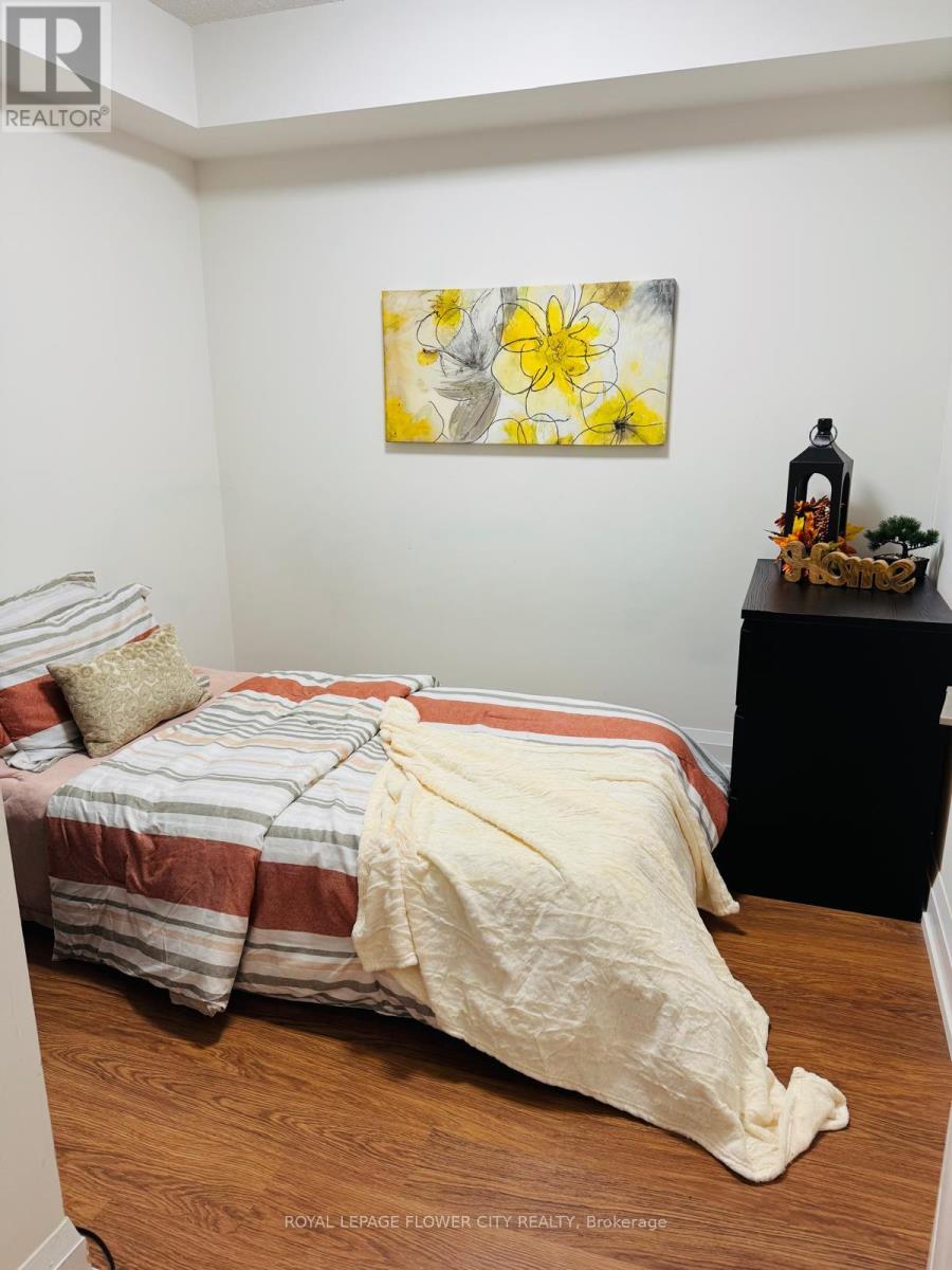 801 - 1070 Sheppard Avenue W, Toronto, Ontario  M3J 0G8 - Photo 5 - W12348040