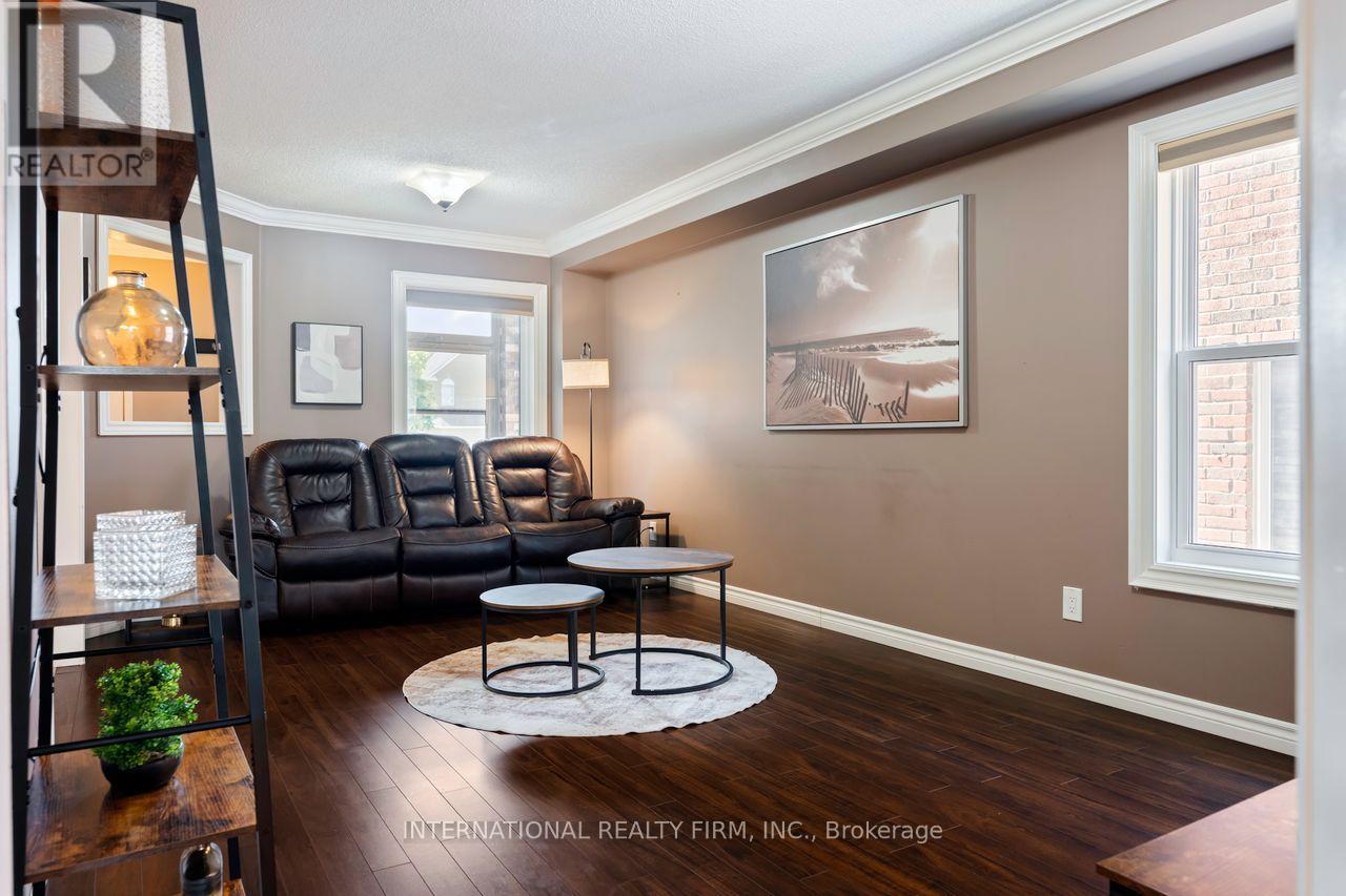 440 Jay Crescent, Orangeville, Ontario  L9W 4Z2 - Photo 7 - W12348233
