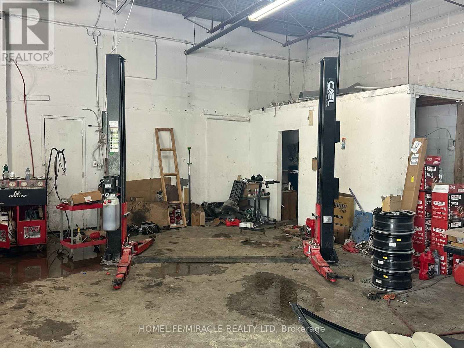 A2 - 333 Elgin Street N, Cambridge, Ontario  N1R 7H9 - Photo 10 - X12348238