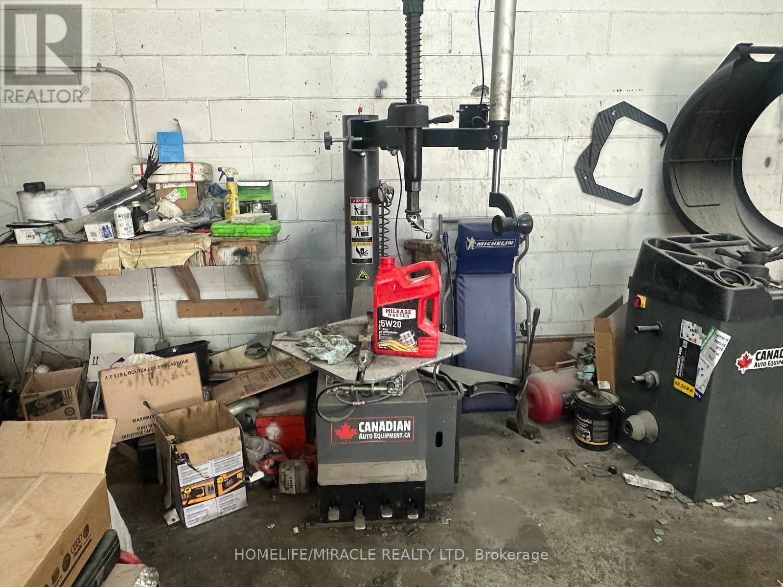 A2 - 333 Elgin Street N, Cambridge, Ontario  N1R 7H9 - Photo 11 - X12348238