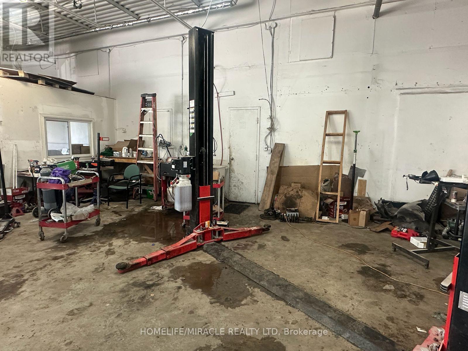 A2 - 333 Elgin Street N, Cambridge, Ontario  N1R 7H9 - Photo 13 - X12348238