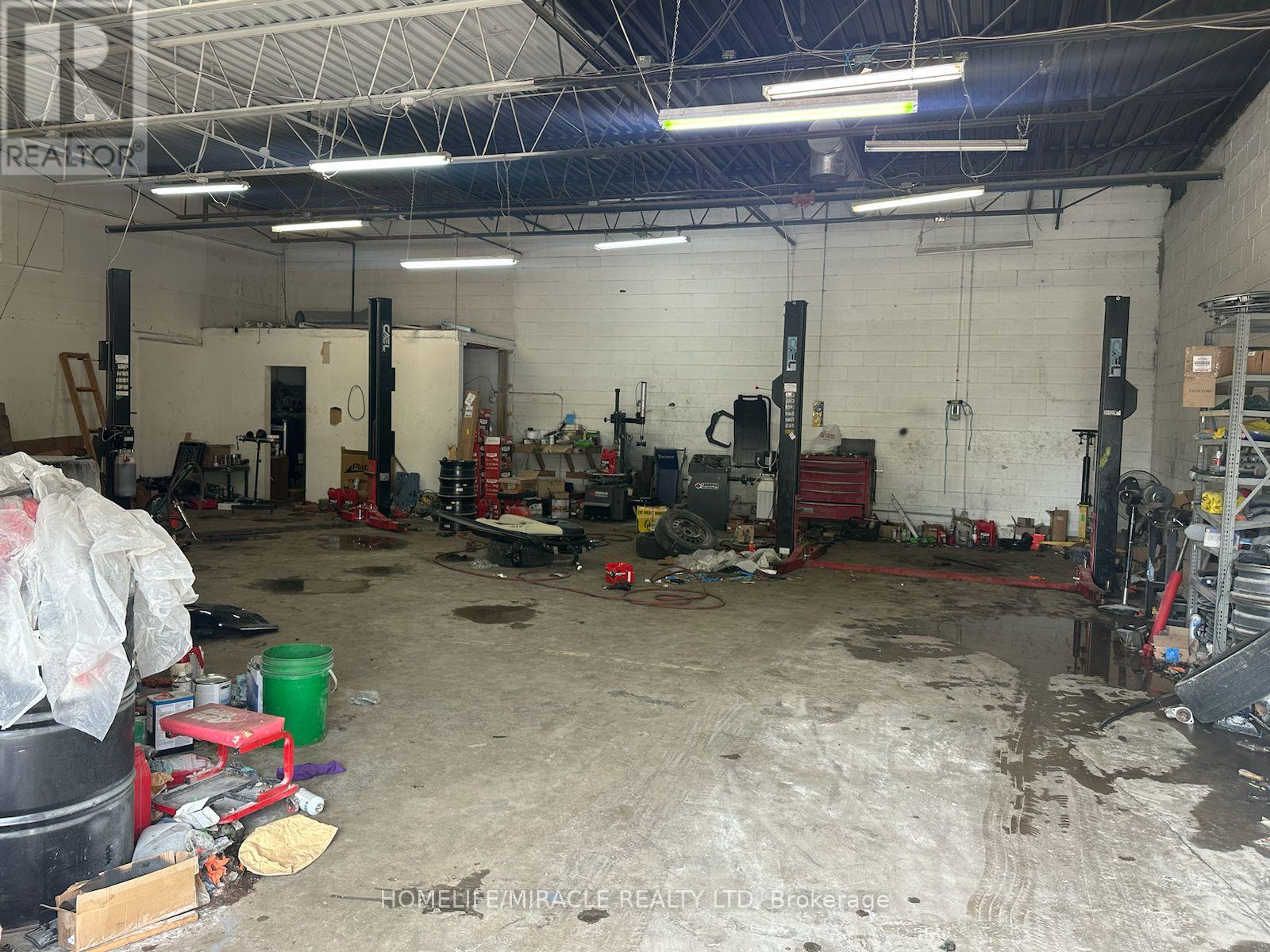 A2 - 333 Elgin Street N, Cambridge, Ontario  N1R 7H9 - Photo 17 - X12348238