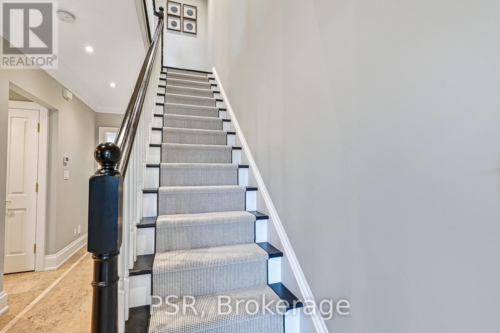 404 - 40 Trott Boulevard, Collingwood, Ontario  L9Y 5K5 - Photo 18 - S12348251