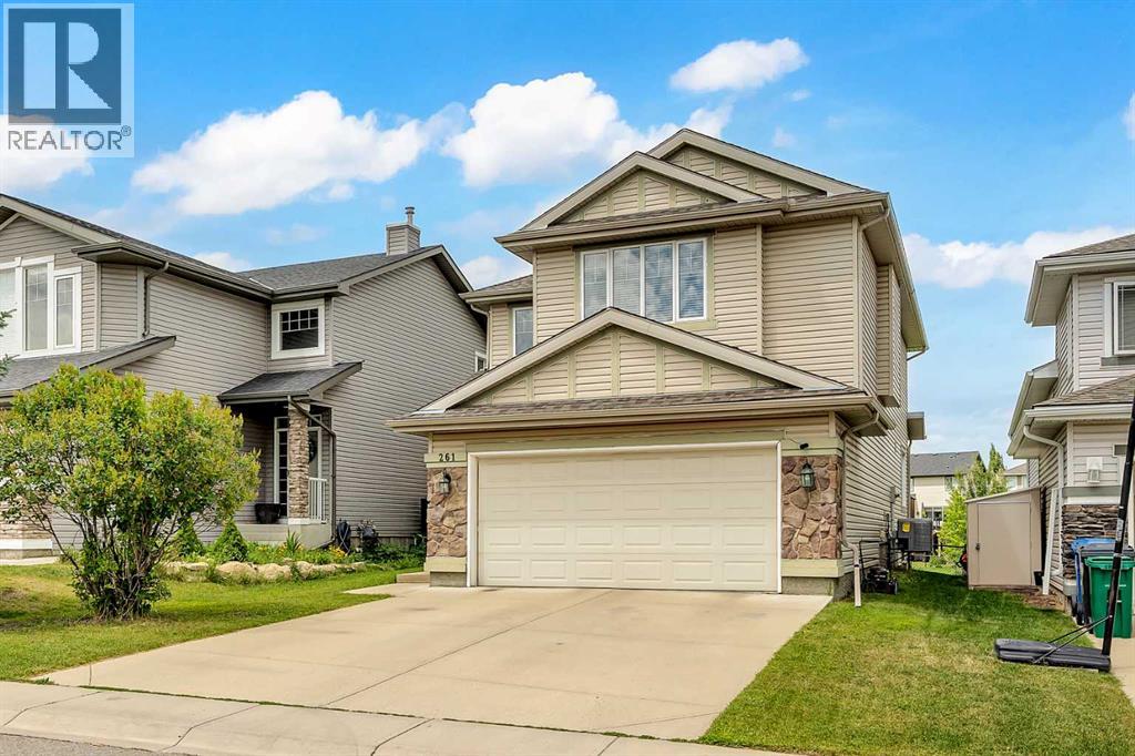 Property at 261 Westmount Crescent image 2