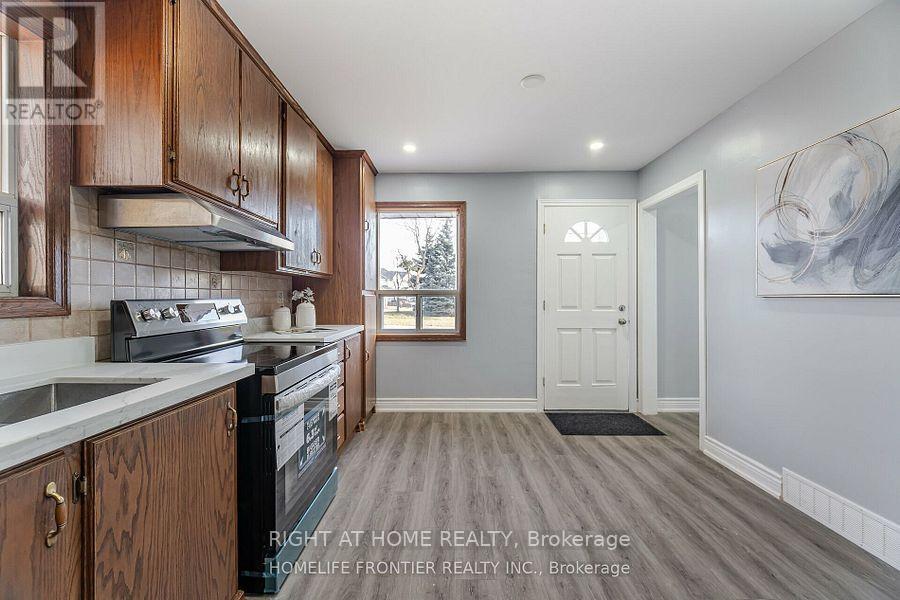 1204 Simcoe Street S, Oshawa, Ontario  L1H 4M2 - Photo 13 - E12348290
