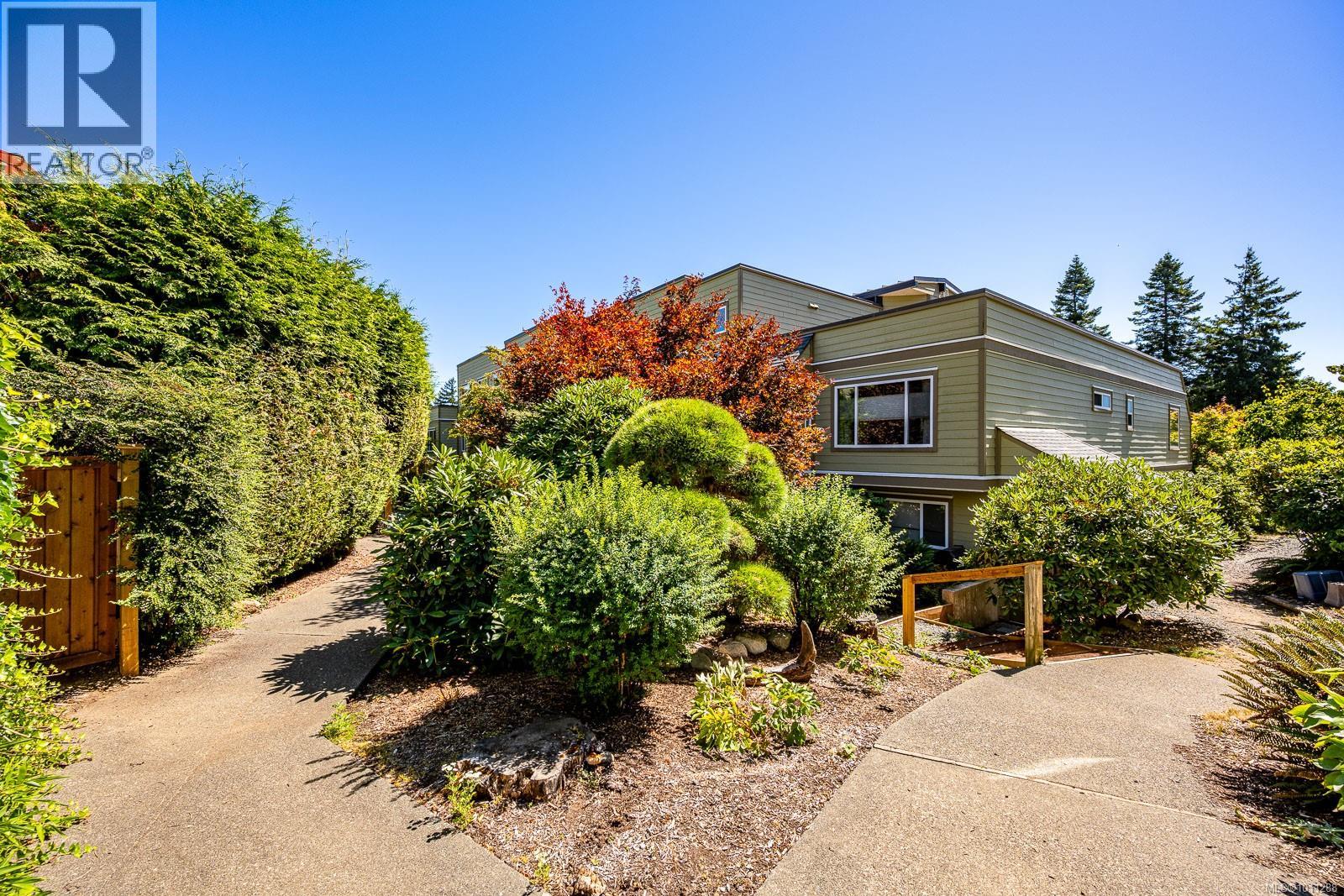 203 2250 Manor Pl, Comox, British Columbia  V9M 1C5 - Photo 41 - 1011288