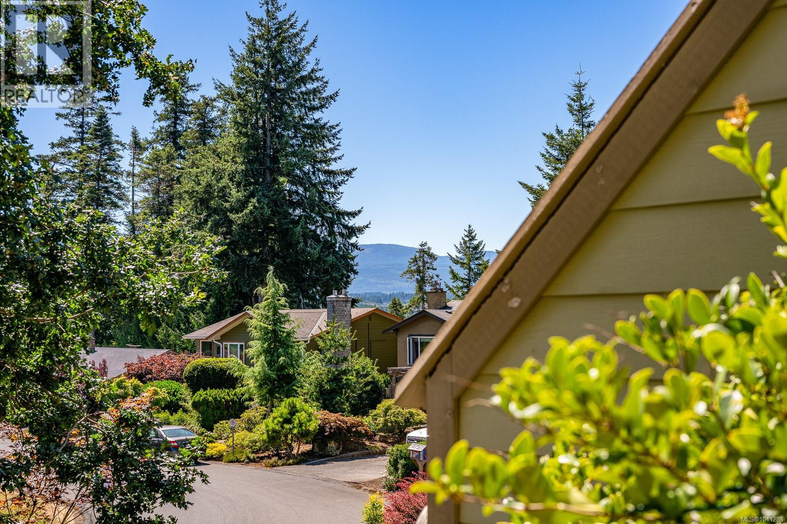 203 2250 Manor Pl, Comox, British Columbia  V9M 1C5 - Photo 43 - 1011288