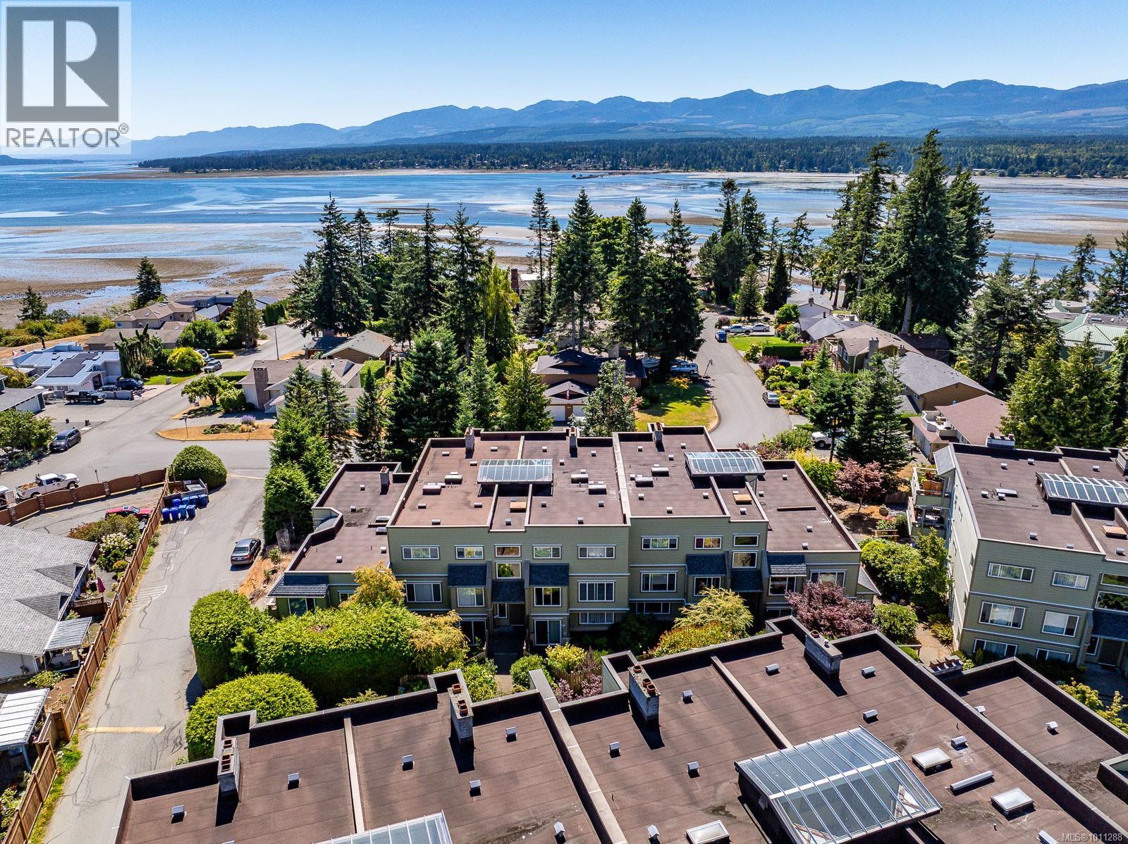 203 2250 Manor Pl, Comox, British Columbia  V9M 1C5 - Photo 44 - 1011288