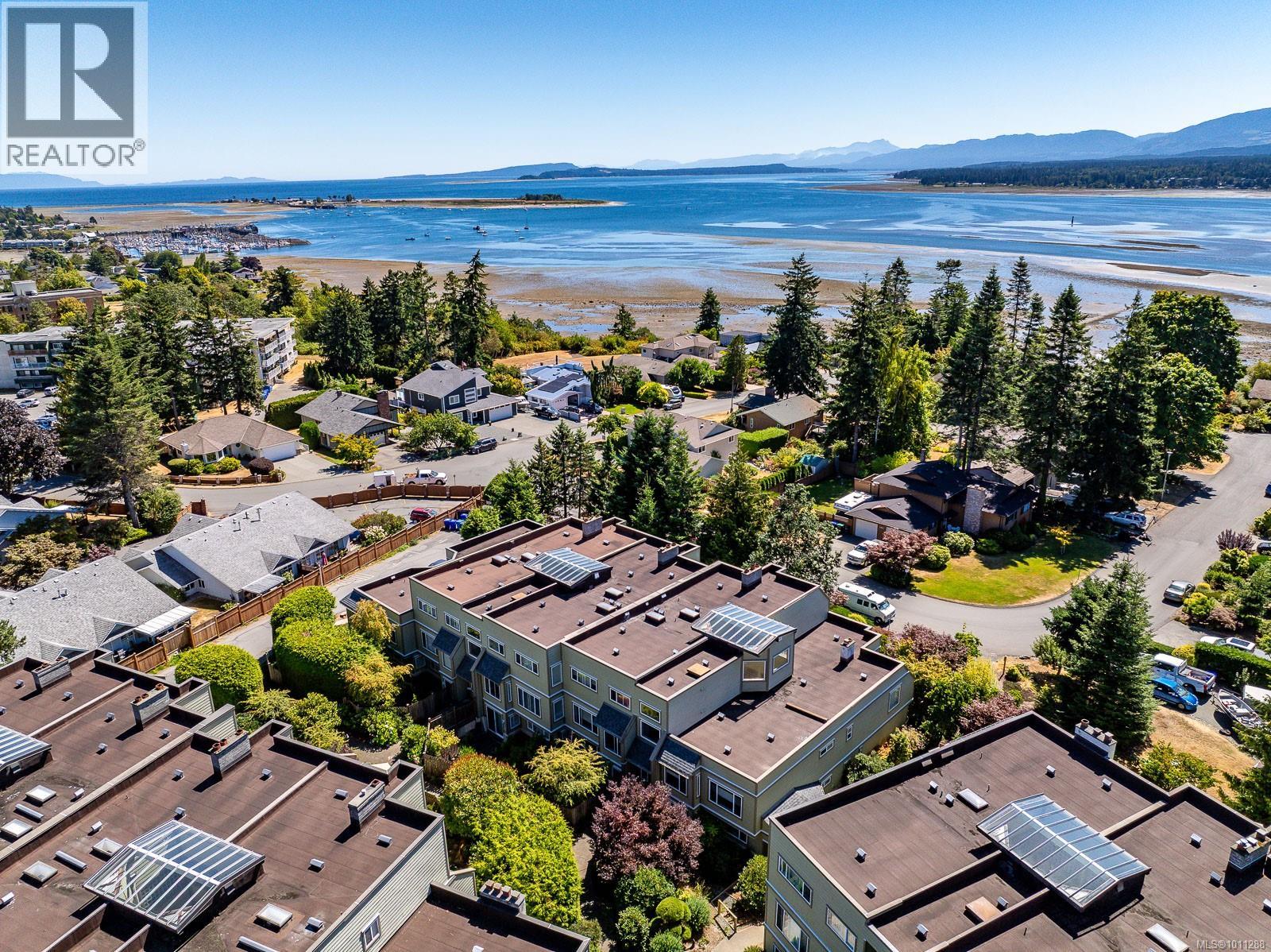 203 2250 Manor Pl, Comox, British Columbia  V9M 1C5 - Photo 45 - 1011288