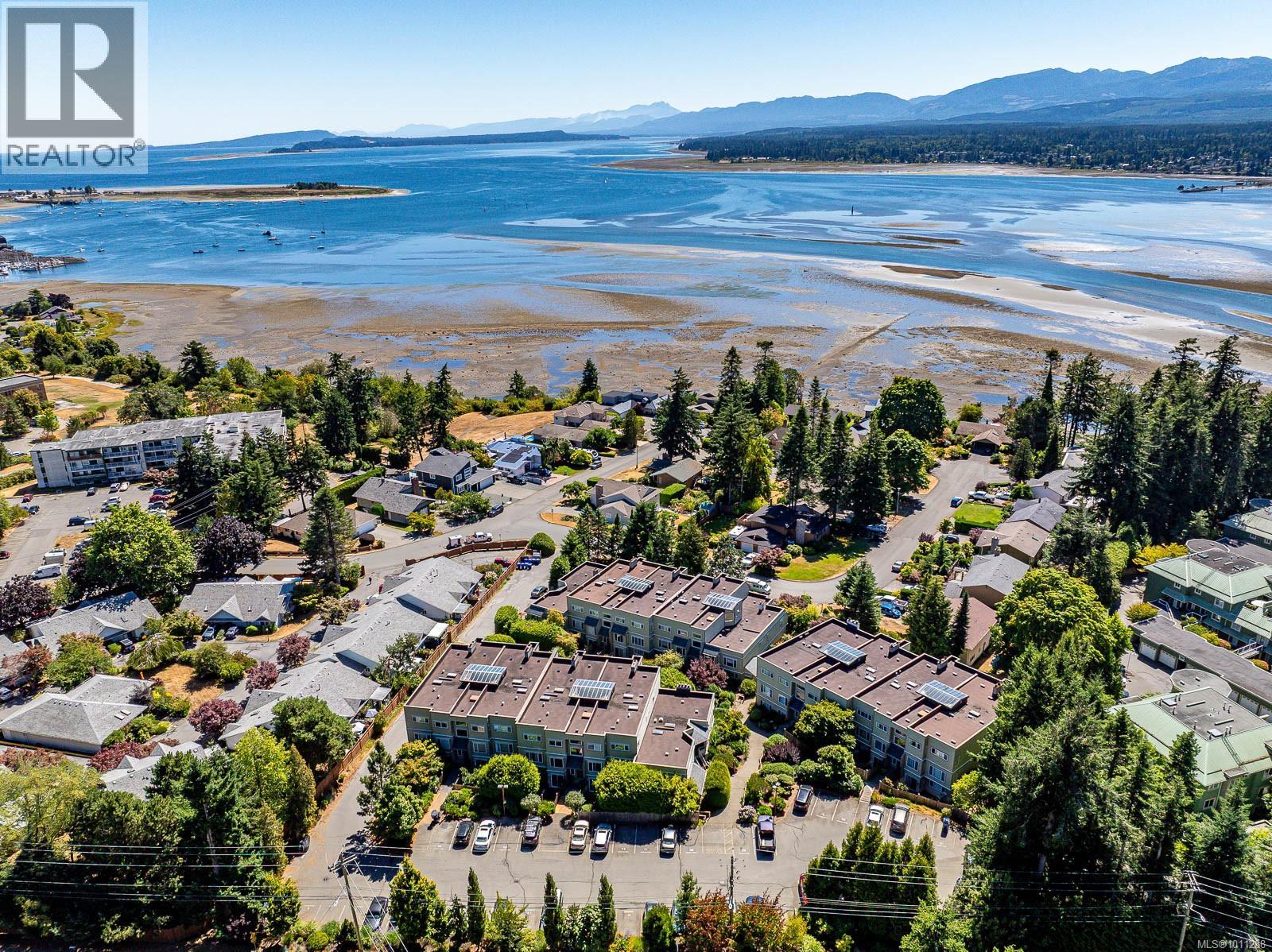 203 2250 Manor Pl, Comox, British Columbia  V9M 1C5 - Photo 48 - 1011288