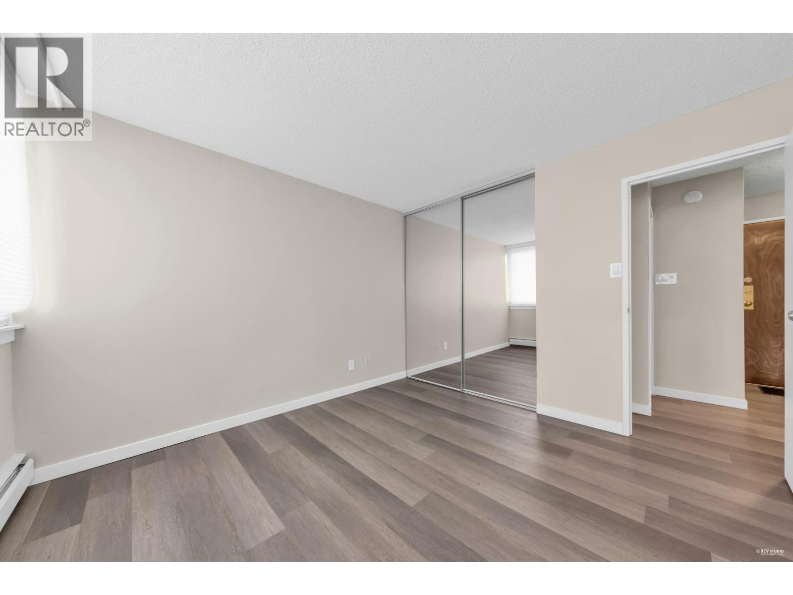 Listing Picture 13 of 28 : 606 1740 COMOX STREET, Vancouver / 溫哥華 - 魯藝地產 Yvonne Lu Group - MLS Medallion Club Member