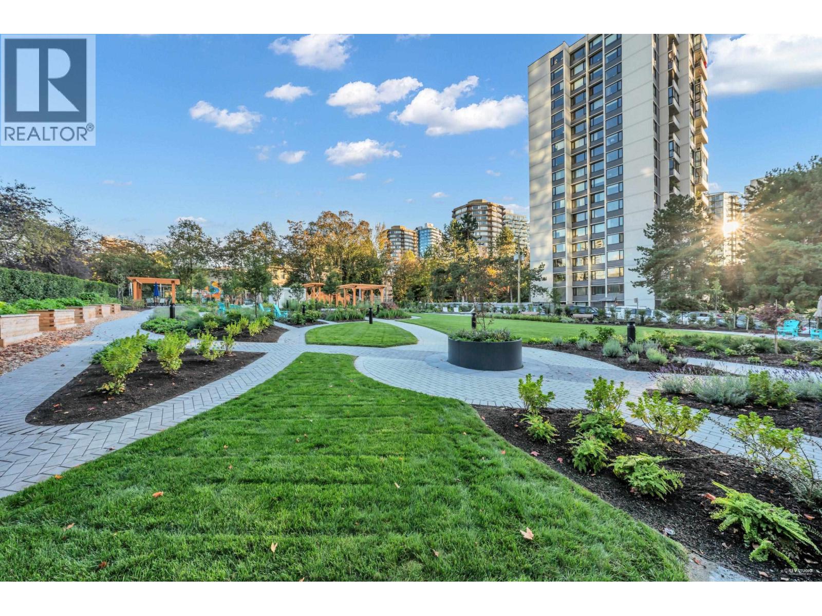 Listing Picture 25 of 28 : 606 1740 COMOX STREET, Vancouver / 溫哥華 - 魯藝地產 Yvonne Lu Group - MLS Medallion Club Member