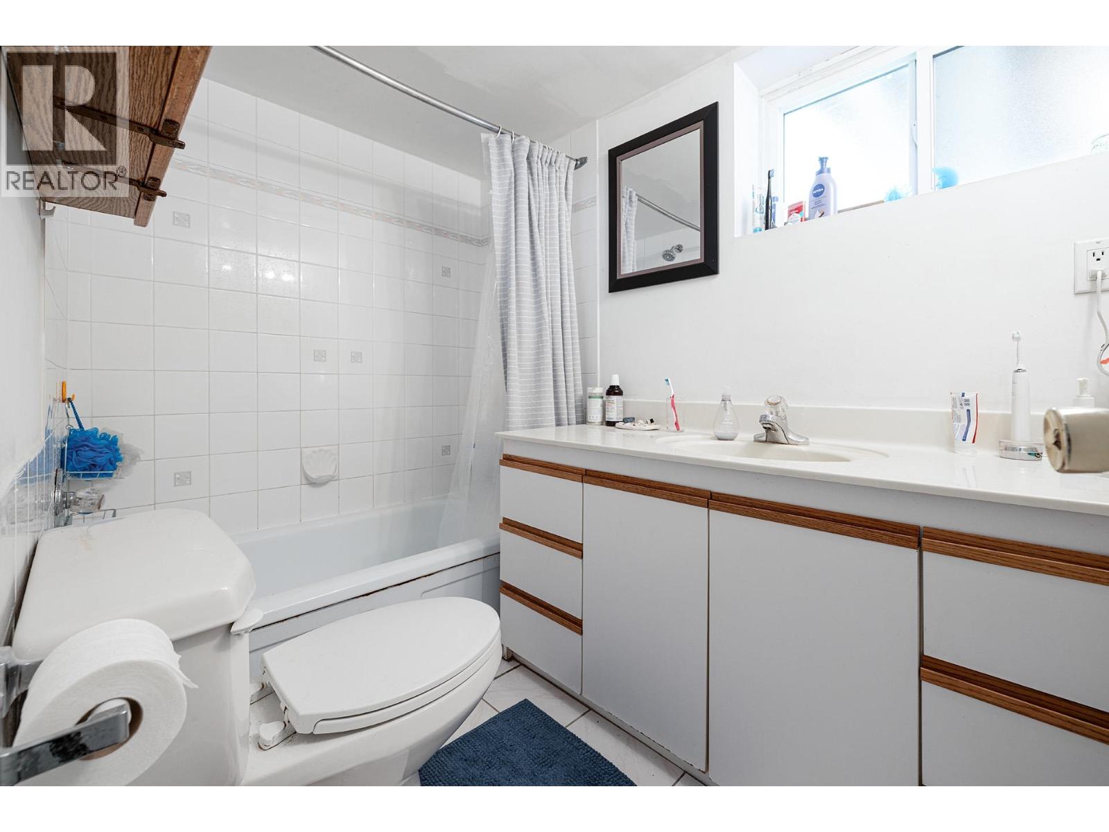 4378 Briarwood Crescent, Burnaby, British Columbia  V5G 2M6 - Photo 24 - R3037473