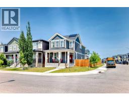 144 Evanscrest Park NW Evanston