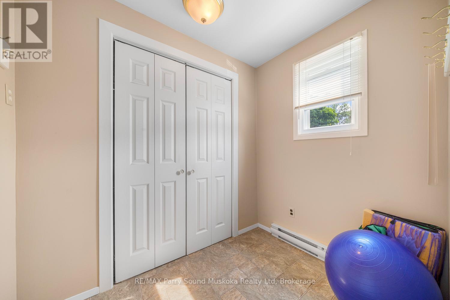 49 Cascade Street, Parry Sound, Ontario  P2A 1J8 - Photo 7 - X12319664