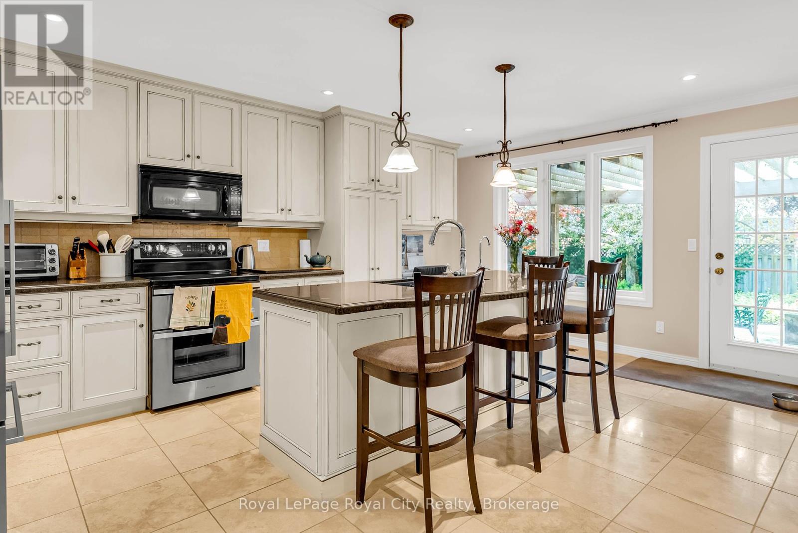 12 Wood Duck Court, Guelph, Ontario  N1C 1B1 - Photo 18 - X12348336