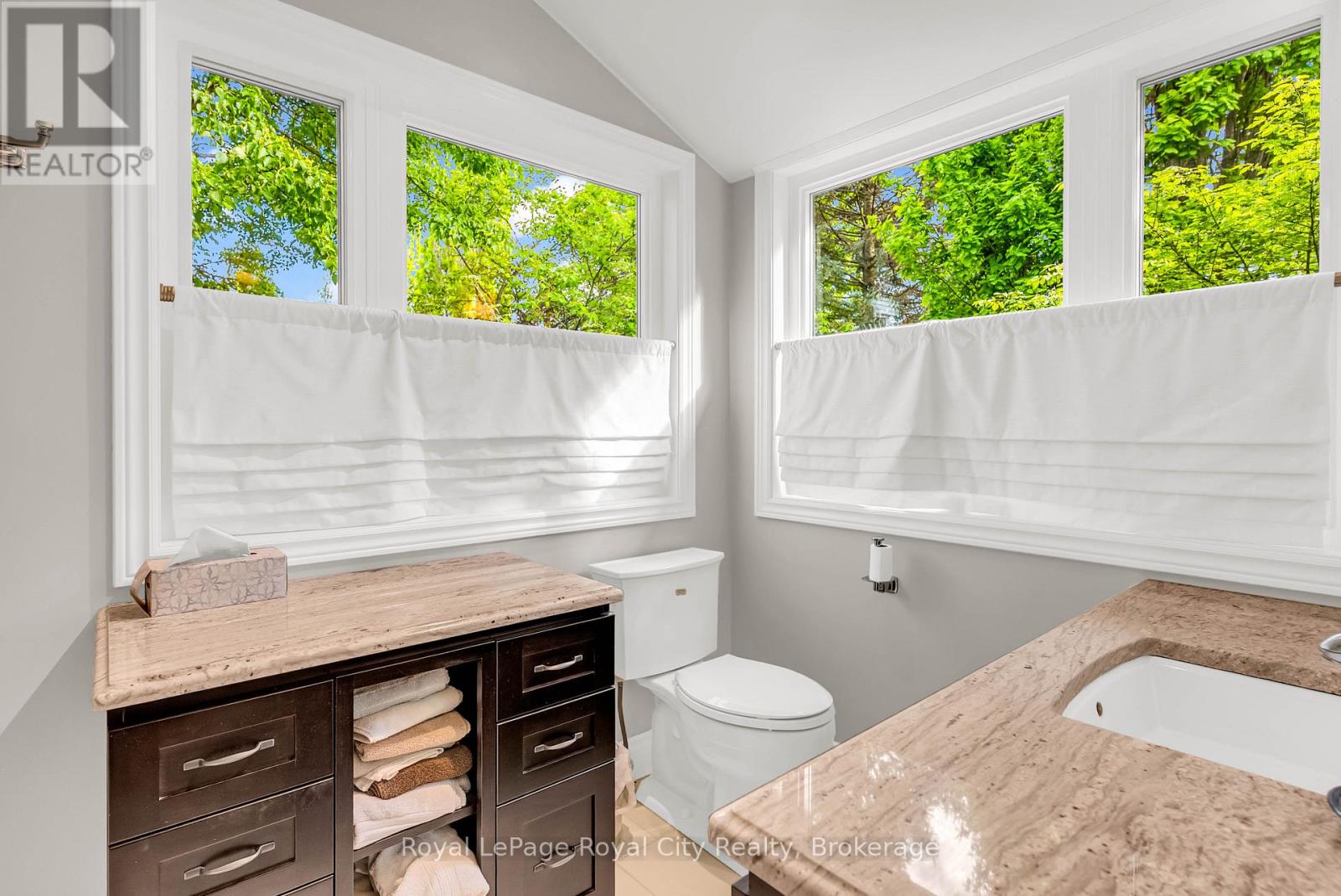 12 Wood Duck Court, Guelph, Ontario  N1C 1B1 - Photo 24 - X12348336