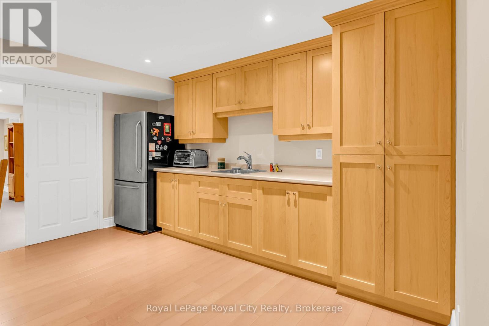 12 Wood Duck Court, Guelph, Ontario  N1C 1B1 - Photo 38 - X12348336