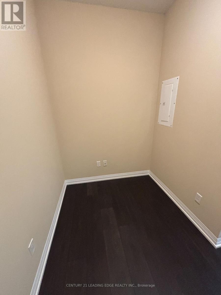 517 - 7895 Jane Street, Vaughan, Ontario  L4K 2M7 - Photo 7 - N12348300