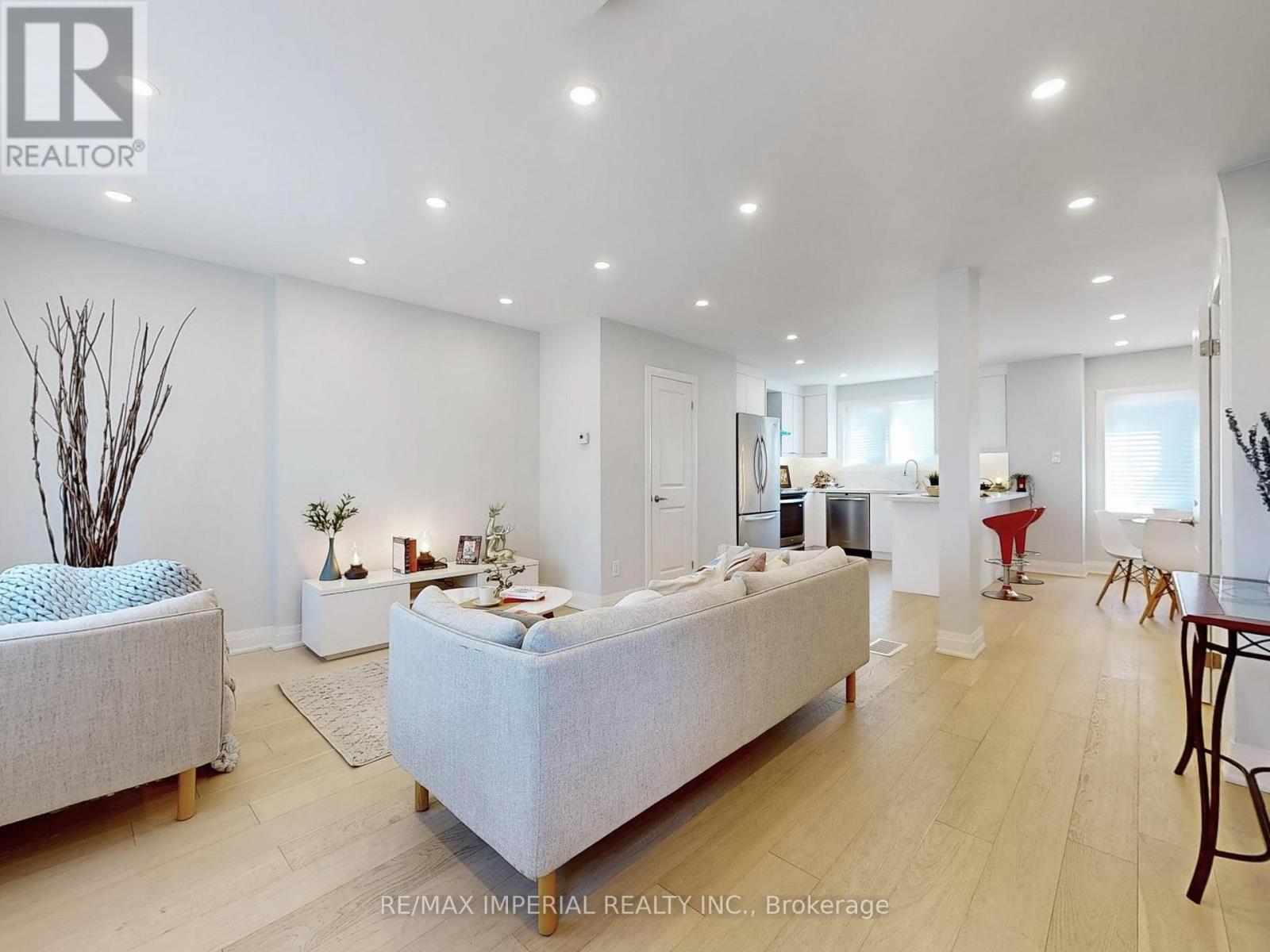 Property at 9 LESMOUNT AVENUE image 2
