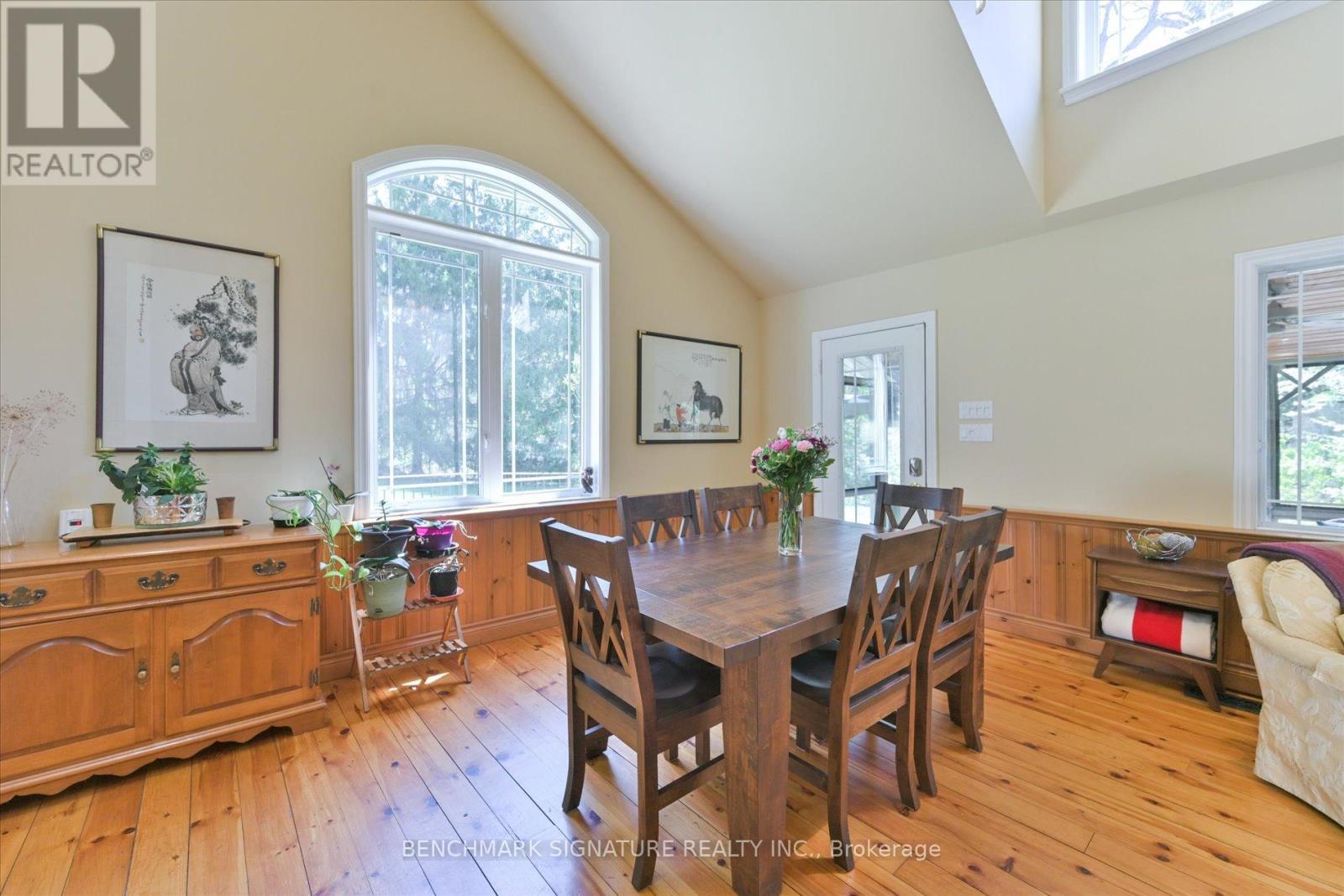 115 Fog Road, King, Ontario  L7B 1A3 - Photo 8 - N12348335