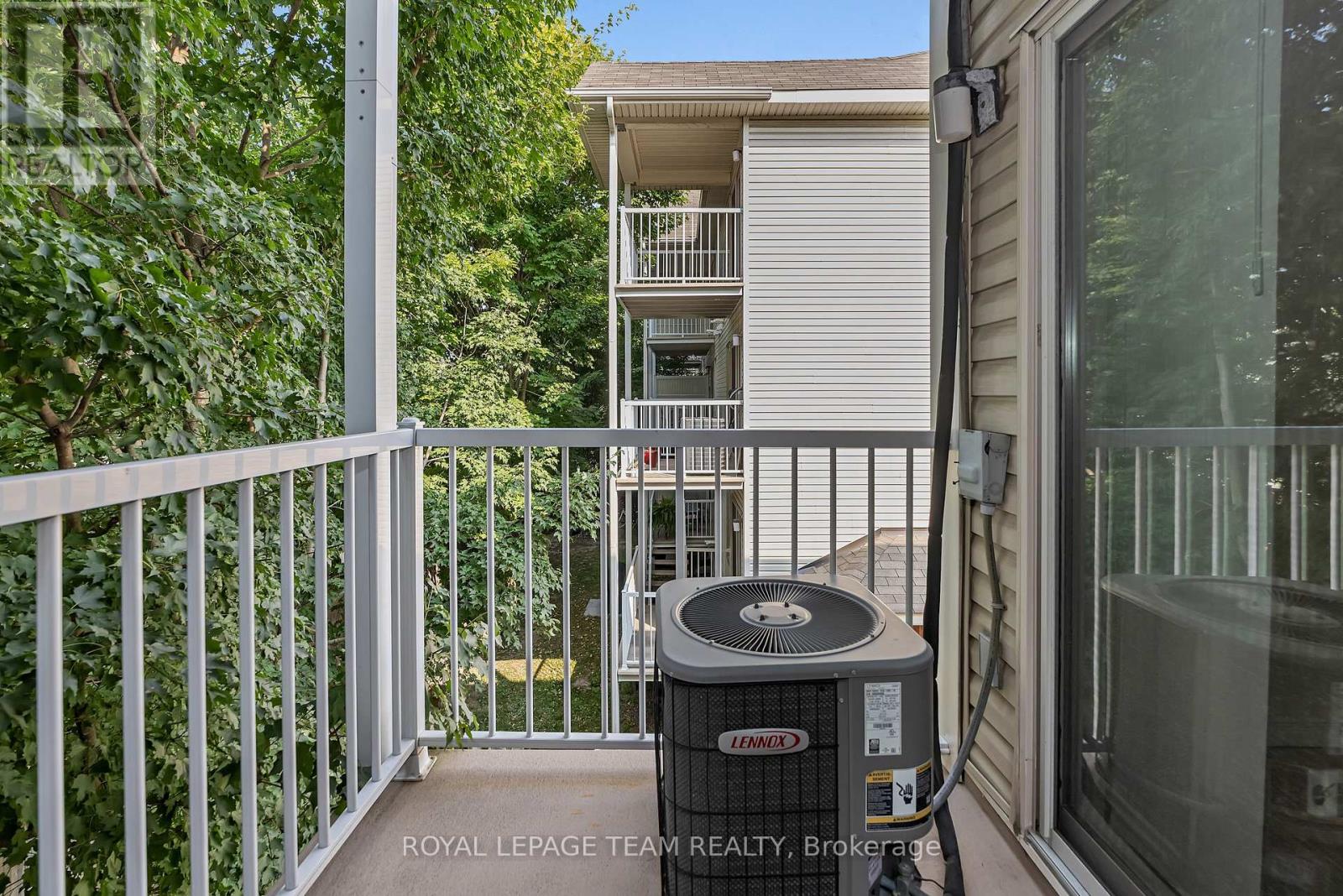 245 Keltie Private, Ottawa, Ontario  K2J 0A2 - Photo 6 - X12348362