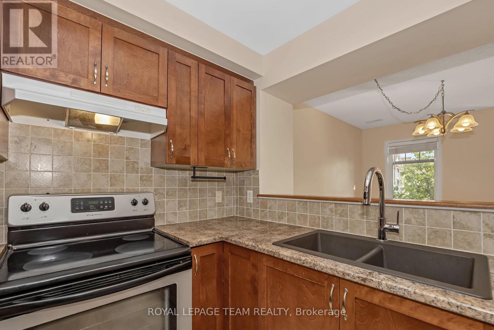 245 Keltie Private, Ottawa, Ontario  K2J 0A2 - Photo 8 - X12348362