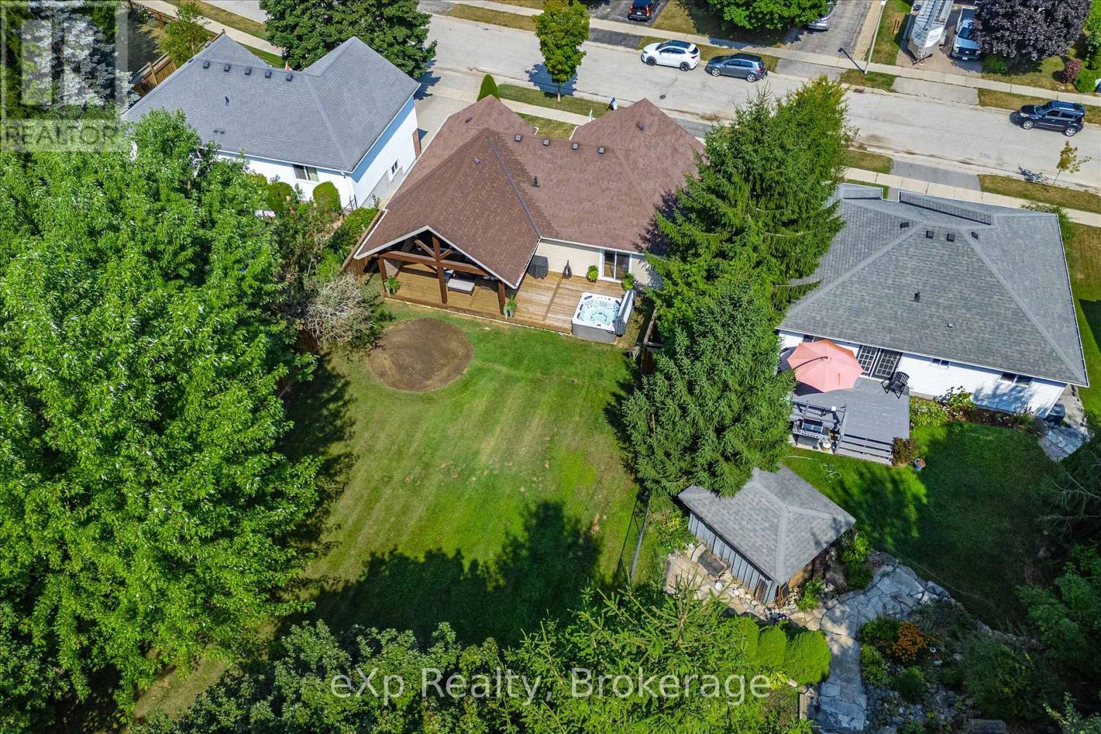 530 Watt Street, Centre Wellington, Ontario  N1M 3K4 - Photo 43 - X12348359