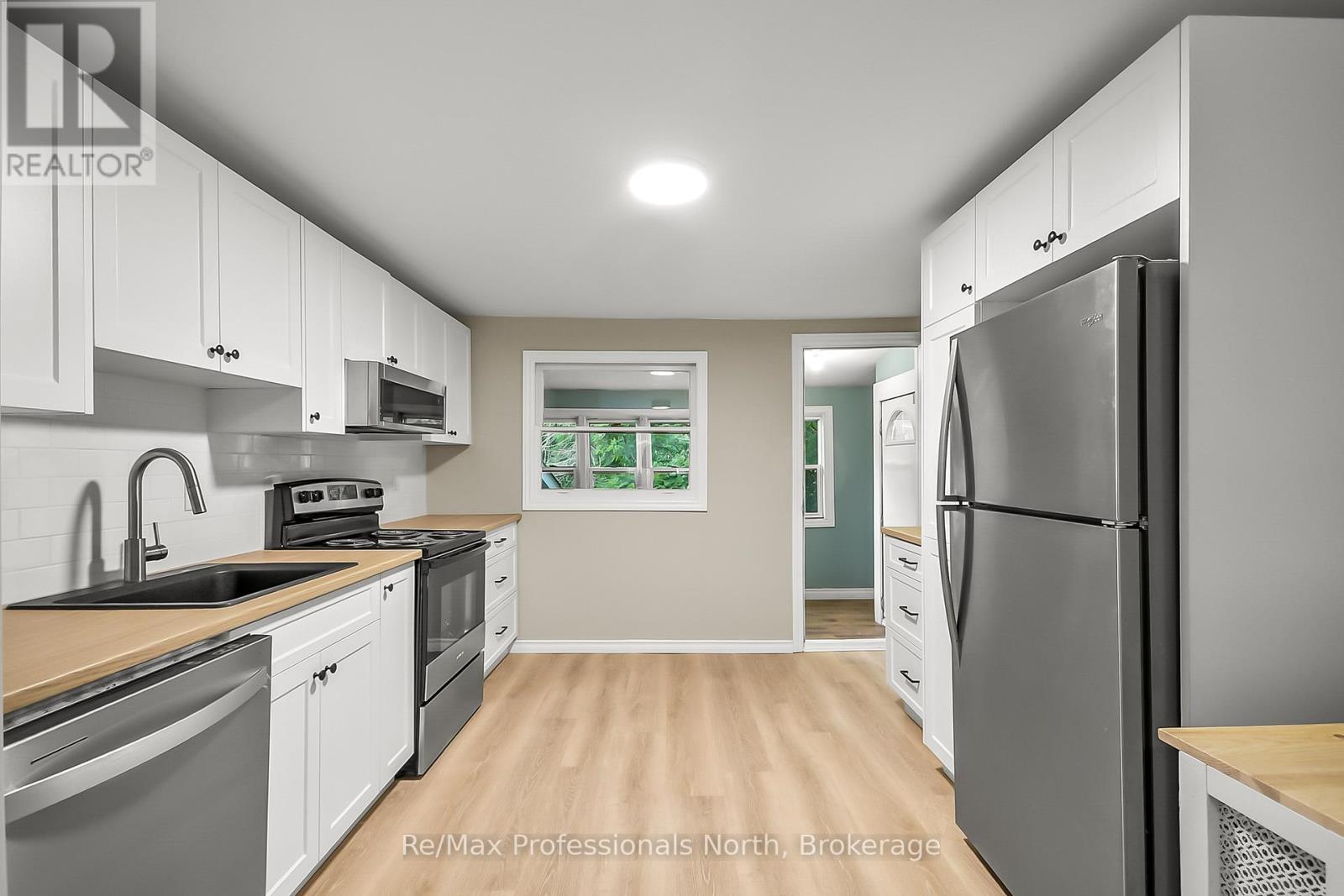 175 Sarah Street S, Gravenhurst, Ontario  P1P 1H7 - Photo 26 - X12299195