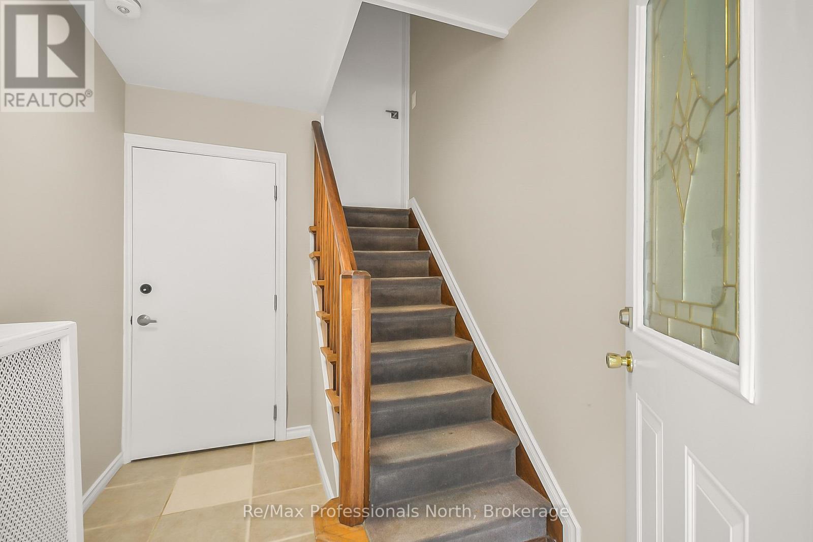 175 Sarah Street S, Gravenhurst, Ontario  P1P 1H7 - Photo 22 - X12299195