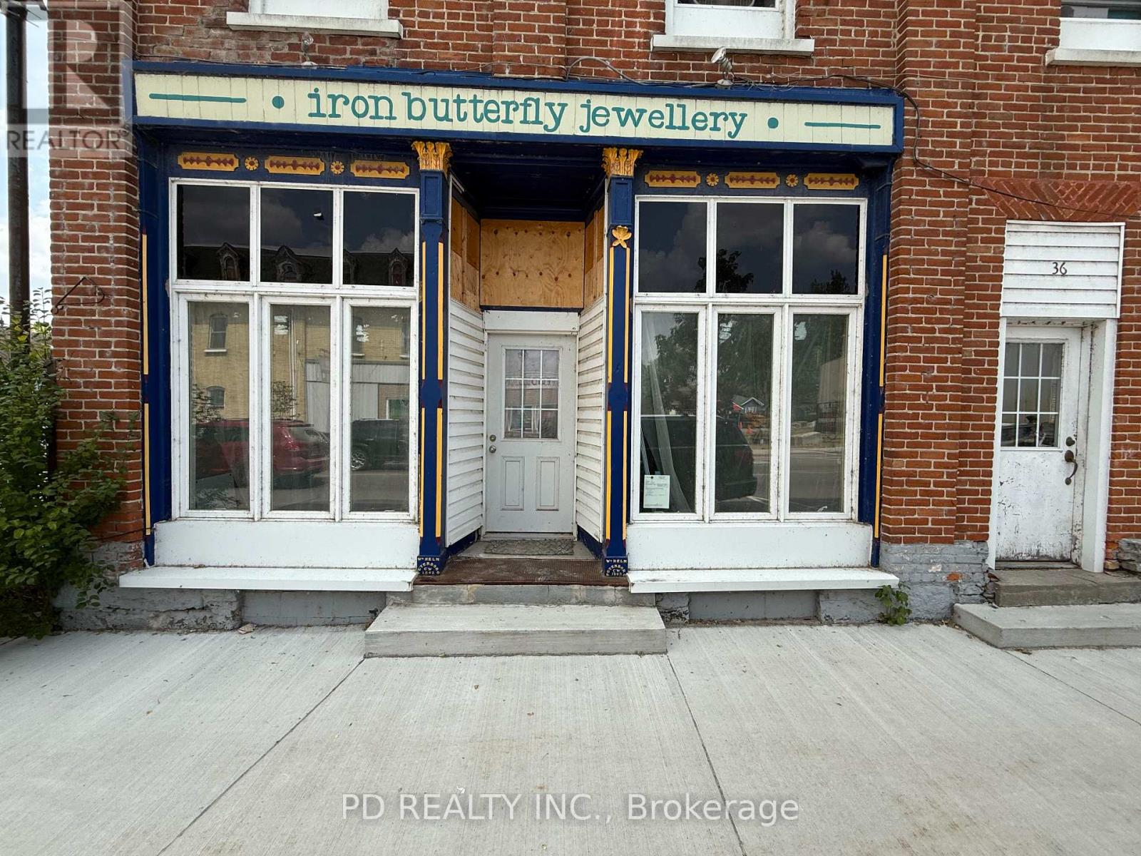 1 - 34-36 KING STREET E, Kawartha Lakes, Ontario