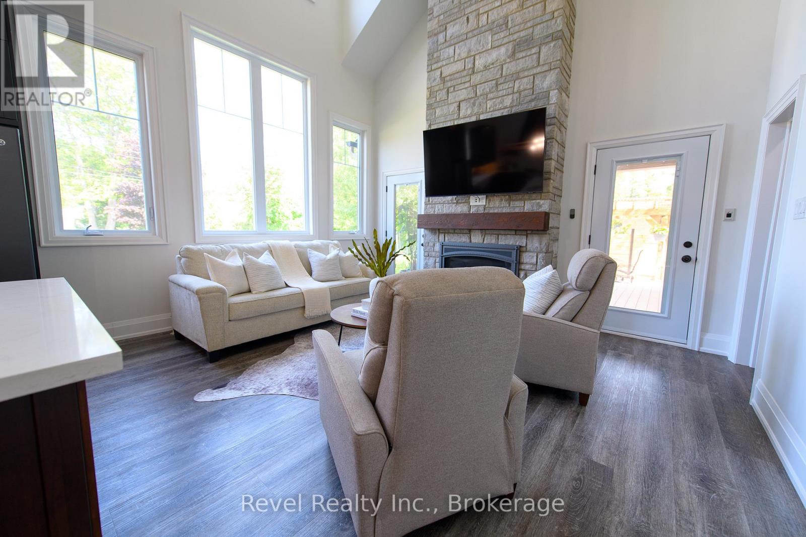 2165 Shore Lane, Wasaga Beach, Ontario  L9Z 2X7 - Photo 18 - S12345841